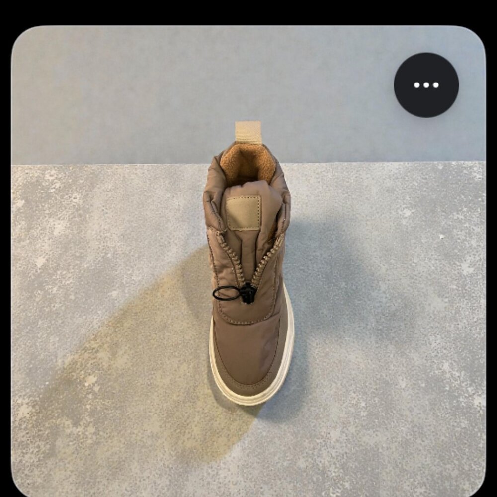 Los Cabos Ceca Taupe Women’s Puffer Booties Size 36 (Fits like a size 6)